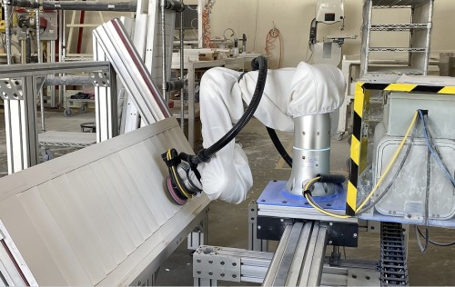Flexiv's Automated Shutter Sanding Solution
