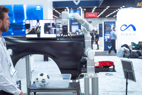 Flexiv’s chief robotics scientist outlines foundational elements behind a force control scheme.